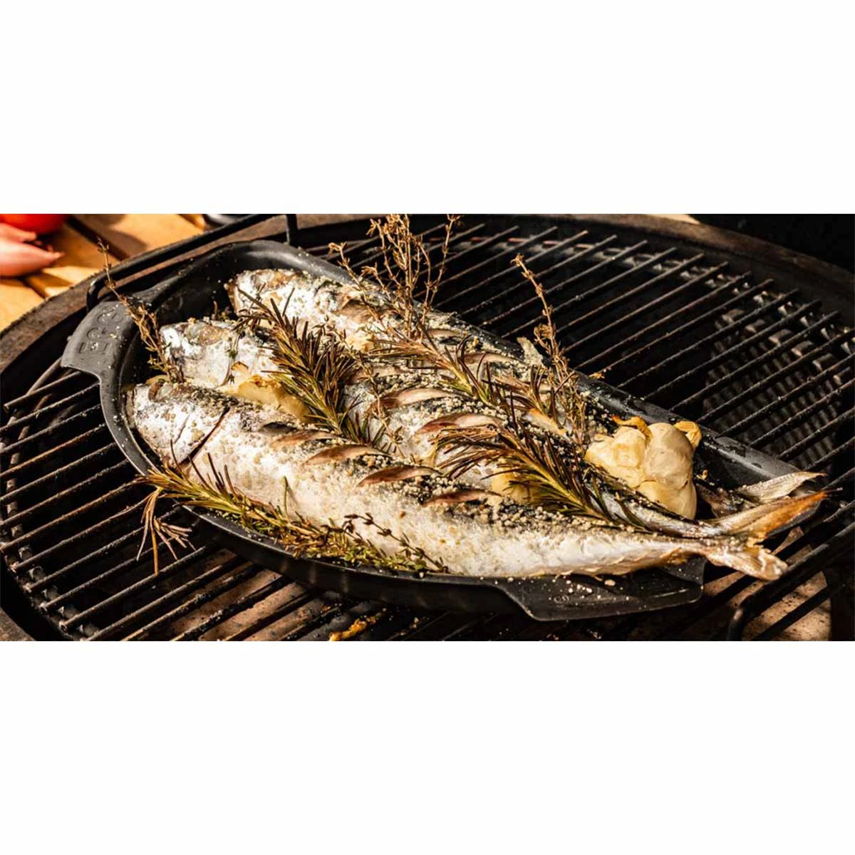 Big Green Egg Gelochter Grillrost, Halbrund Für L 1 Big Green Egg Gelochter Grillrost, Halbrund Für L