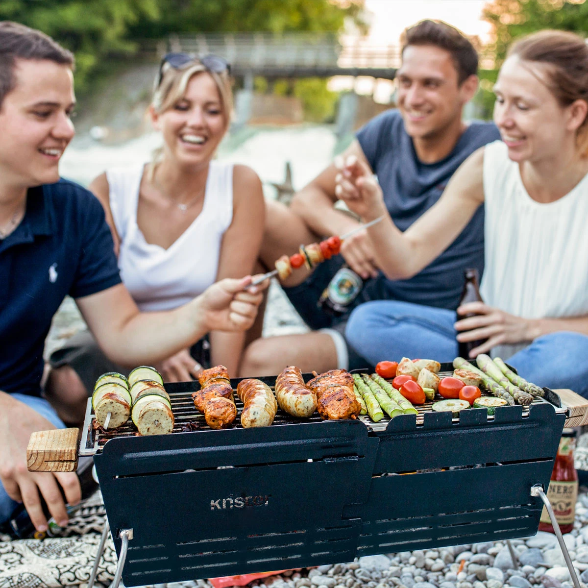 Knister Grill Original – Tragbarer Holzkohlegrill 2 Knister Grill Original – Tragbarer Holzkohlegrill – Bild 2