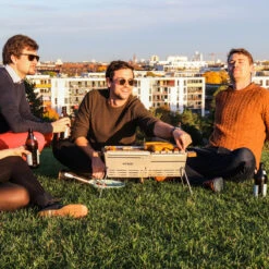 Knister Grill Premium – Tragbarer Holzkohlegrill Aus Edelstahl 13 Knister Grill Premium – Tragbarer Holzkohlegrill Aus Edelstahl -Santos Verkäufe knister grill premium tragbarer holzkohlegrill aus edelstahl 1182b2bcb0f636445000ee3870bcd392