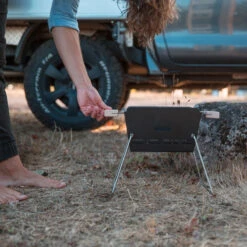 Knister Grill Small – Tragbarer Holzkohlegrill 15 Knister Grill Small – Tragbarer Holzkohlegrill -Santos Verkäufe knister grill small tragbarer holzkohlegrill 79de4b72f74cef71bd7f378eeda608cc