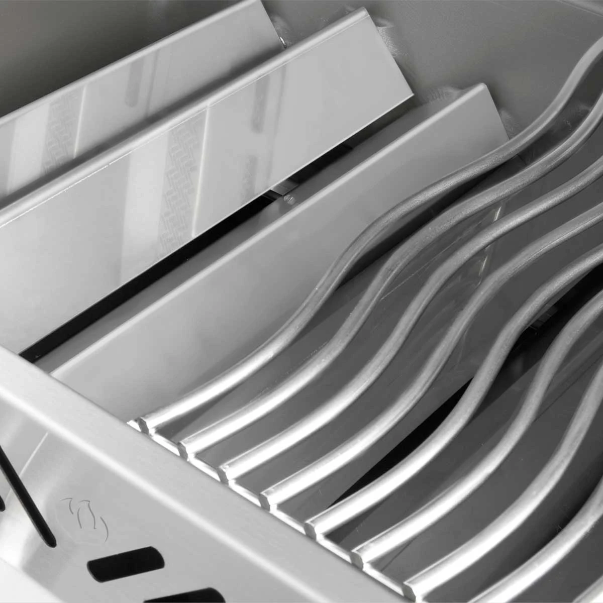 Napoleon Oasis Compact 105 Outdoor Küche Mit Einbaugrill P500 Und Sizzle Zone 7 Napoleon Oasis Compact 105 Outdoor Küche Mit Einbaugrill P500 Und Sizzle Zone – Bild 7