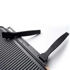 SANTOS Wende-Gussplatte Mit Holzuntersetzer Und Abnehmbaren Griffen 40 X 32 X 1,9 Cm -Santos Verkäufe s wende gussplatte mit holzuntersetzer und abnehmbaren griffen 40 cm x 32 25 cm x 1 9 cm ff3605f2b16ea2ba3bec7cbbc8390c8b