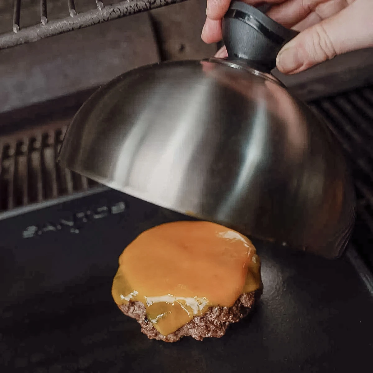 SANTOS Grillglocke Edelstahl, 2er Set 1 SANTOS Grillglocke Edelstahl, 2er Set